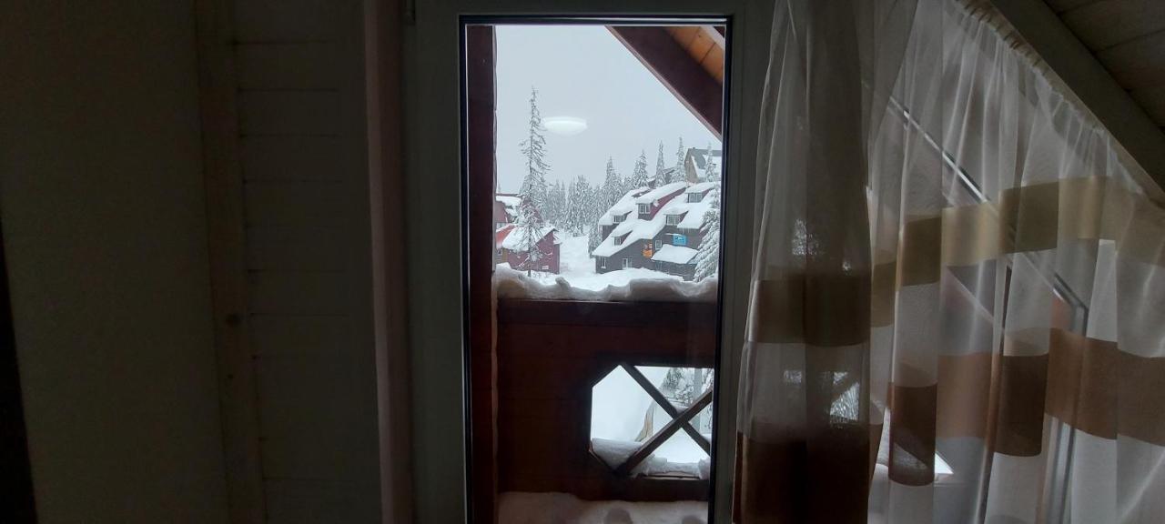 U Stozi Hotel Dragobrat Exterior photo
