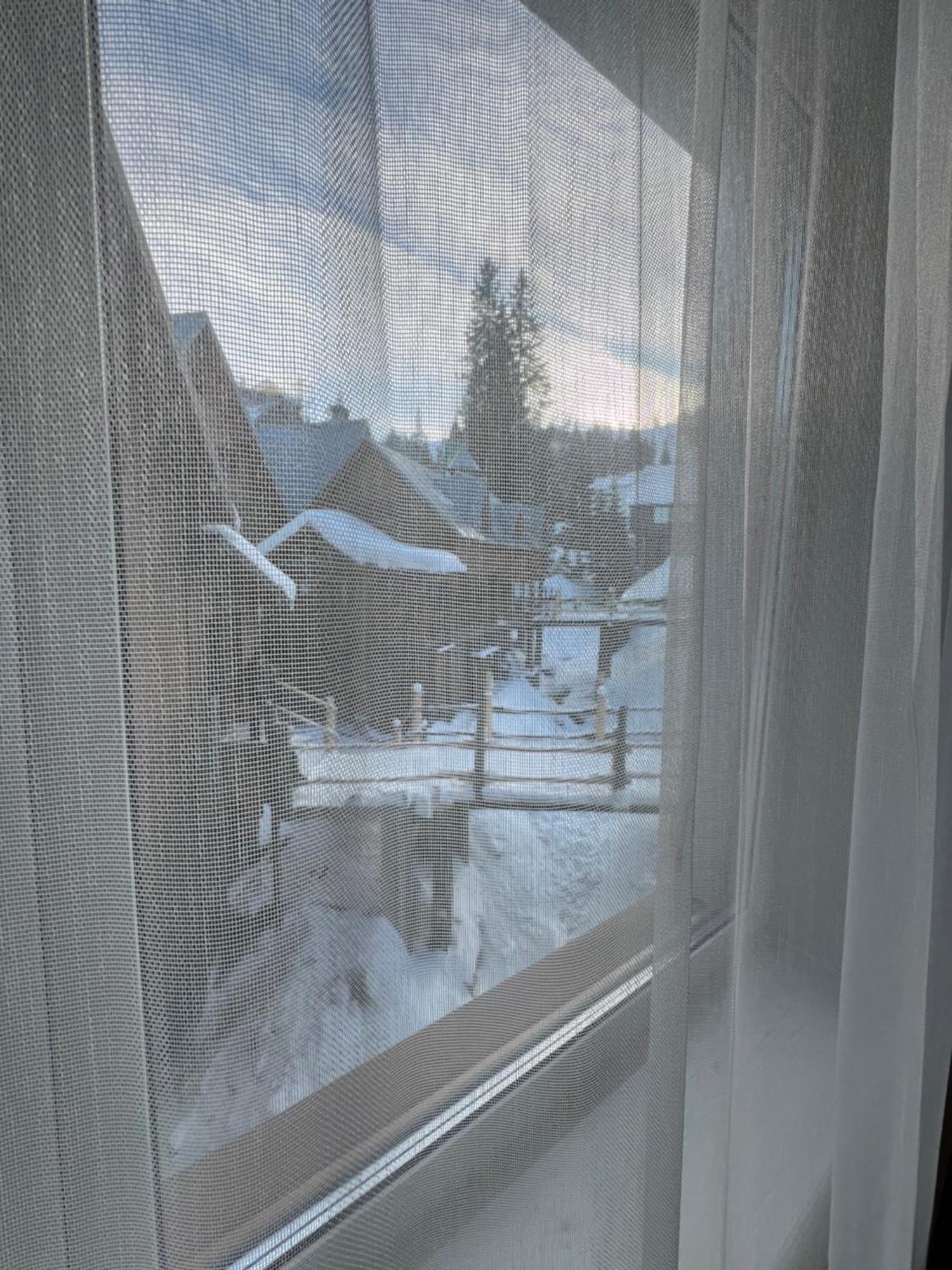 U Stozi Hotel Dragobrat Exterior photo
